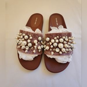Gianni Bini Mui Mui Pearl Slides• Size 9